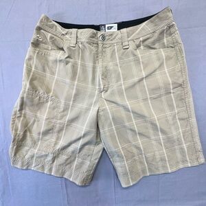 Alpine Design Khaki Plaid Men's Shorts - 5-10